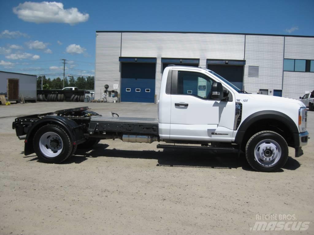Ford F 550 Truck Tractor Units