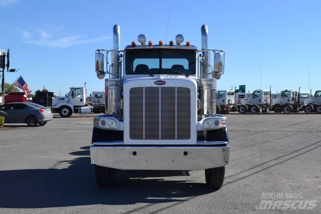 Peterbilt 389 Truck Tractor Units