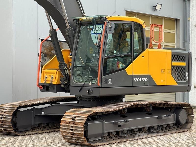 Volvo EC 220 EL Crawler excavators