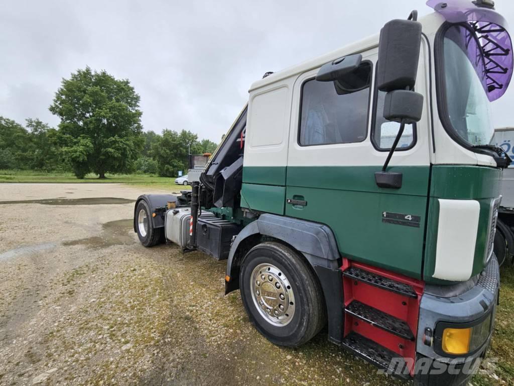 MAN F 2000 Truck Tractor Units