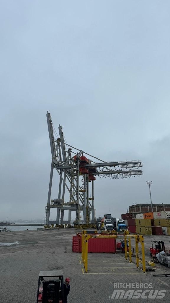  Kocks STS Harbor cranes