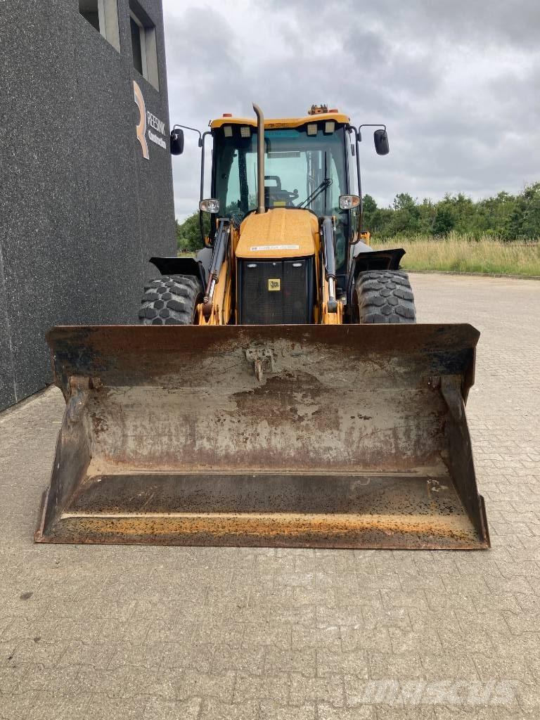 JCB 4 CX TLB's