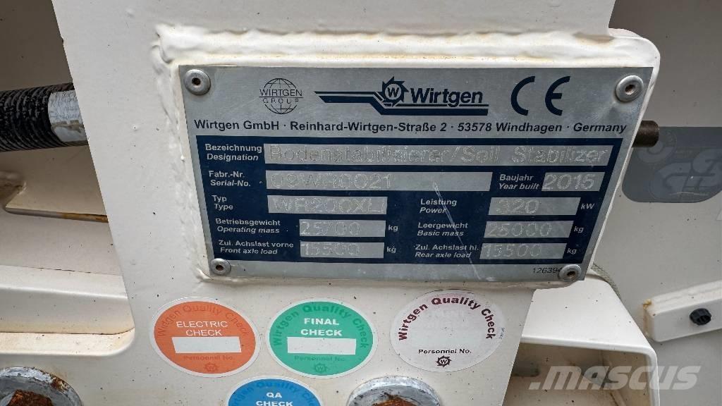 Wirtgen WR200i Asphalt recyclers