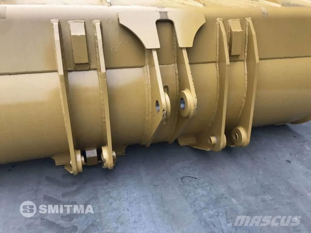 CAT 966M Buckets