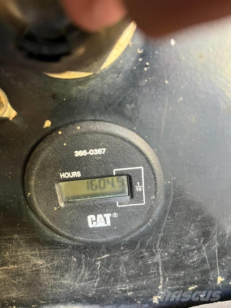CAT 304 E 2 CR Mini excavators < 7t