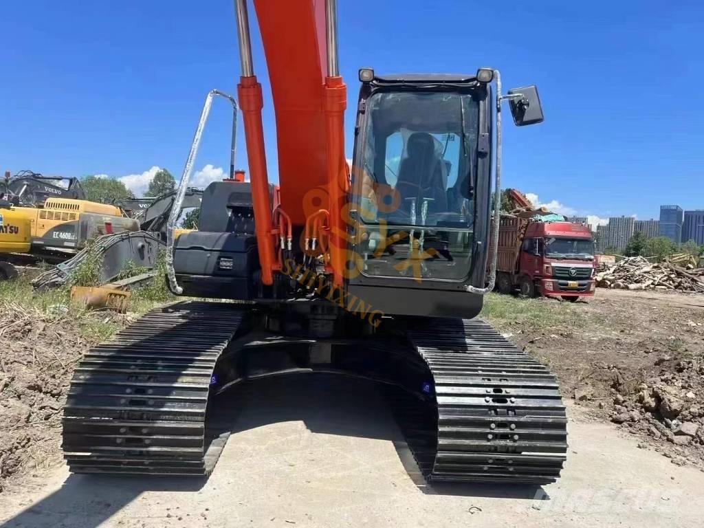 Hitachi ZX200-5G Crawler excavators