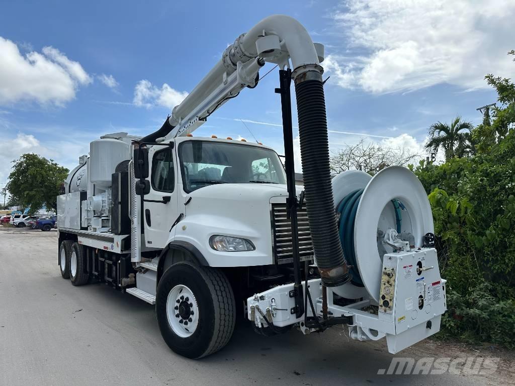 Freightliner M2 Sewage disposal Trucks
