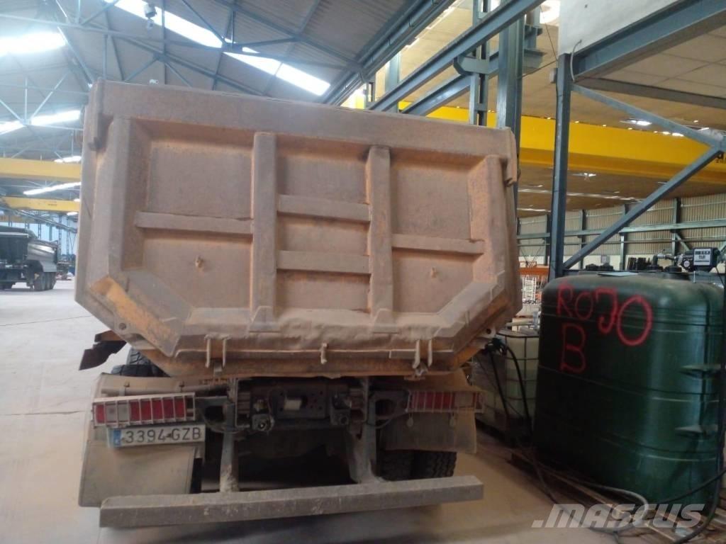 Renault Kerax 420 Tipper trucks