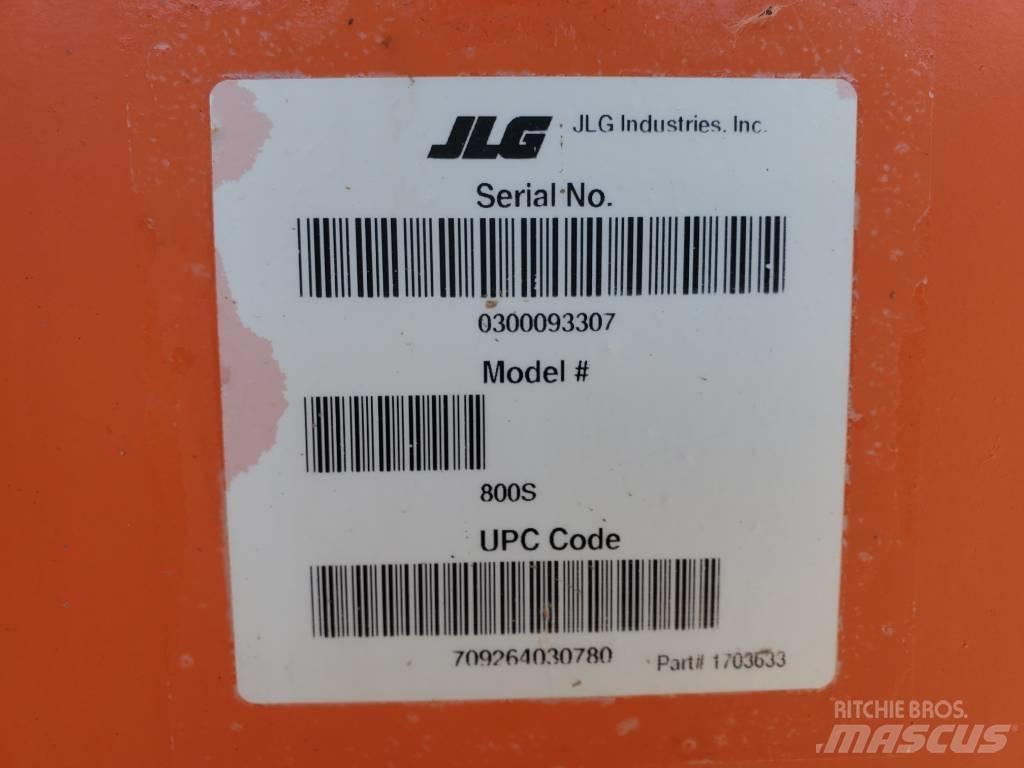 JLG 800 S Rough terrain truck
