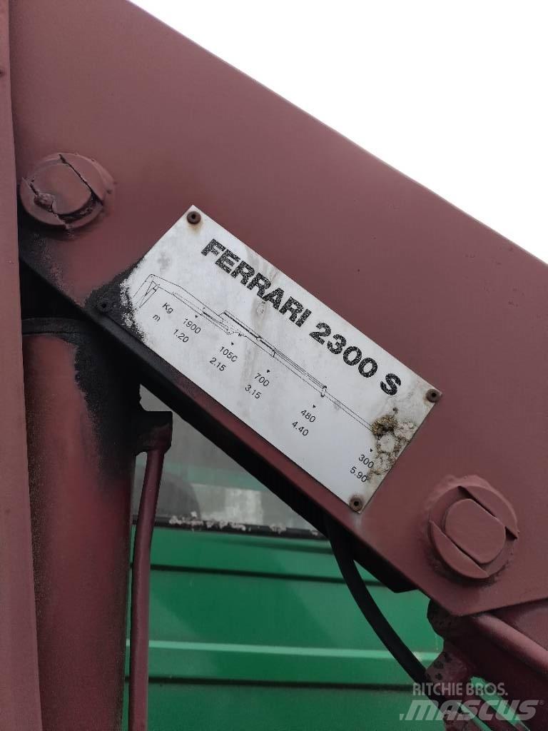 Ferrari 2300 nosturi Loader cranes