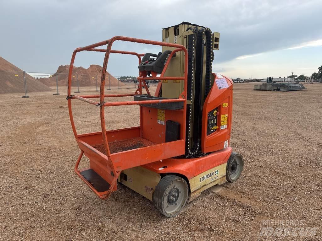 JLG Toucan 8 E Vertical mast lifts
