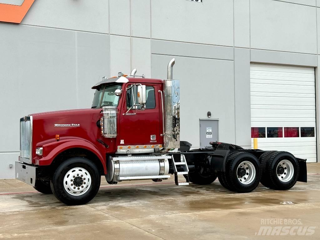 Western Star 4900 Truck Tractor Units