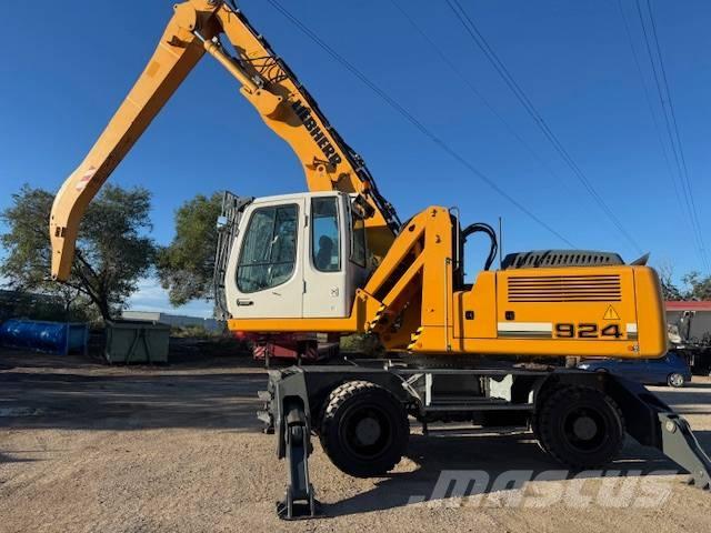 Liebherr A 924 C Waste / industry handlers