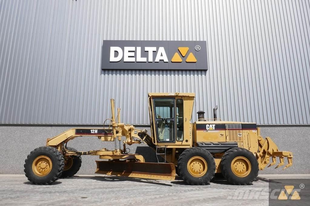 CAT 12H Graders