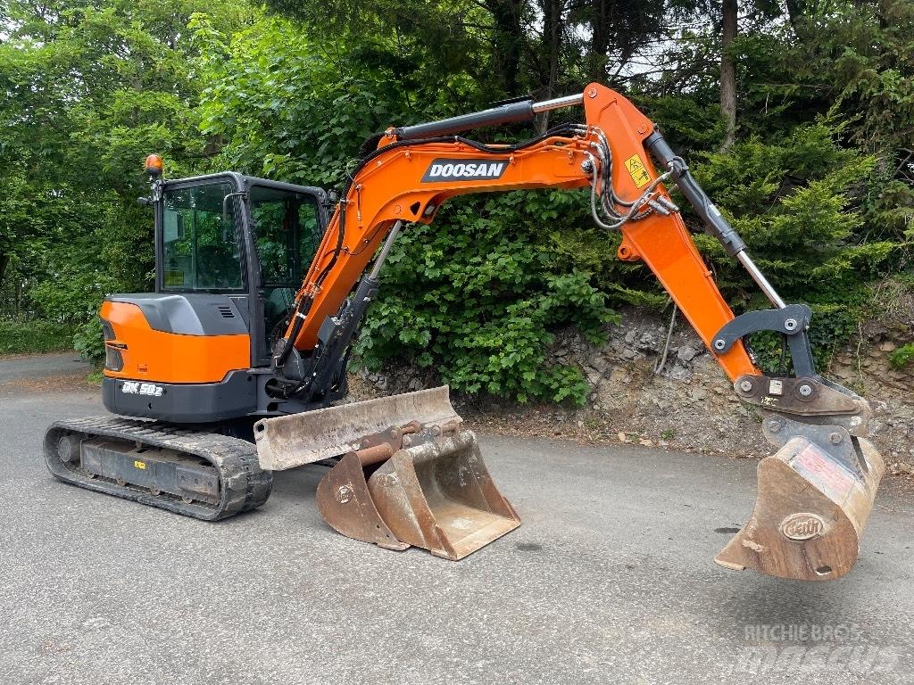 Doosan DX 50 Z Mini excavators < 7t