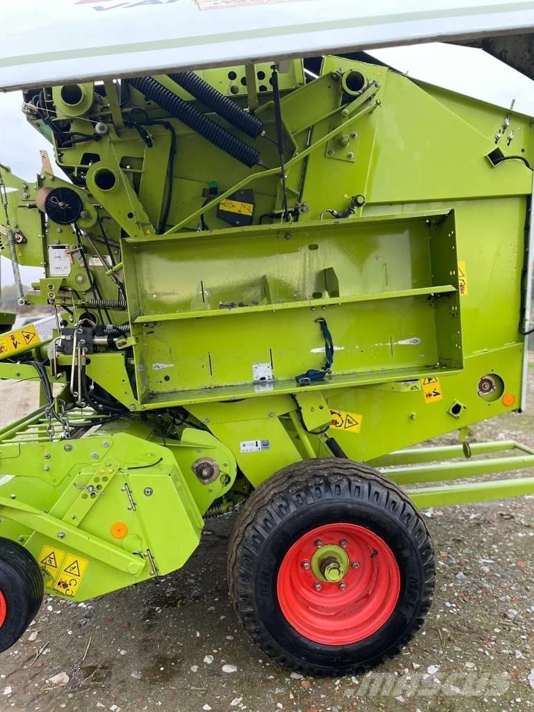 CLAAS Variant 280 Round balers