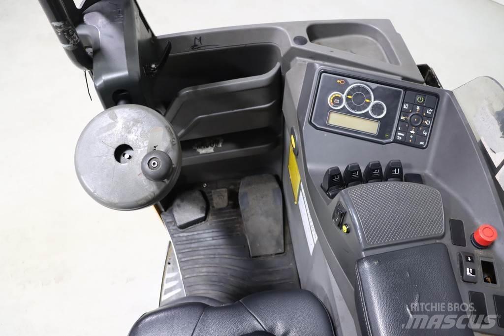 Atlet UMS160D Reach truck