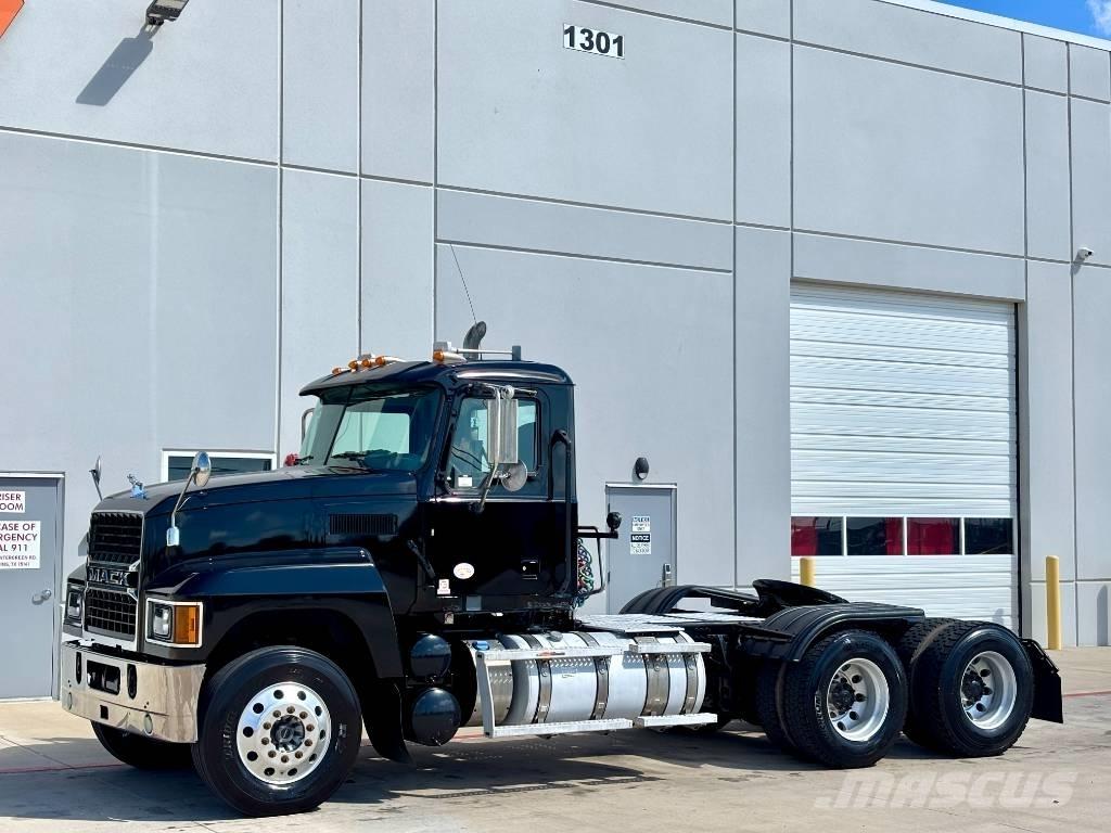 Mack Pinnacle Truck Tractor Units