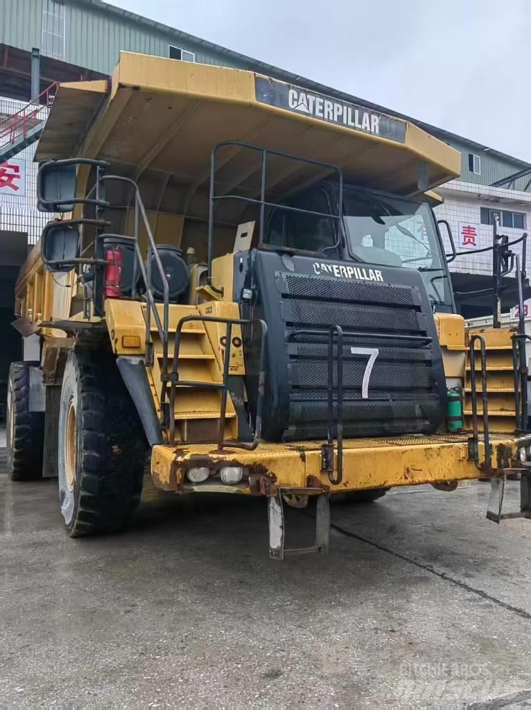CAT 777E Articulated Haulers