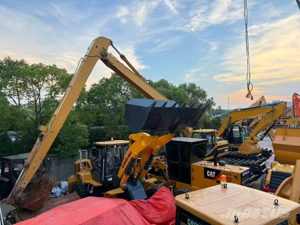 CAT 320 B L Crawler excavators