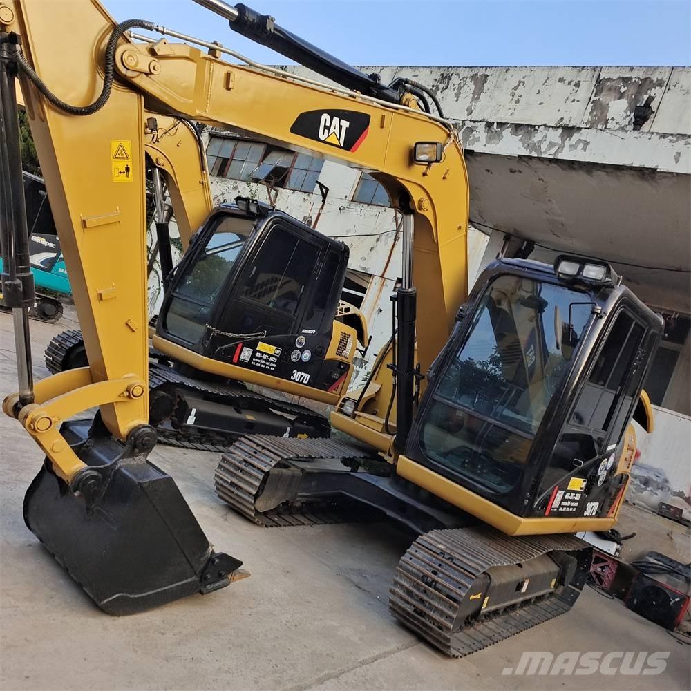 CAT 307 D Midi excavators  7t - 12t