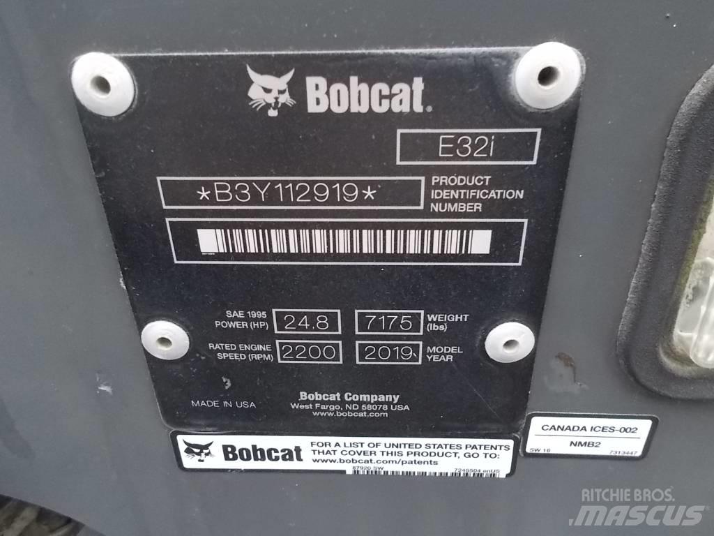 Bobcat E32i Mini excavators < 7t