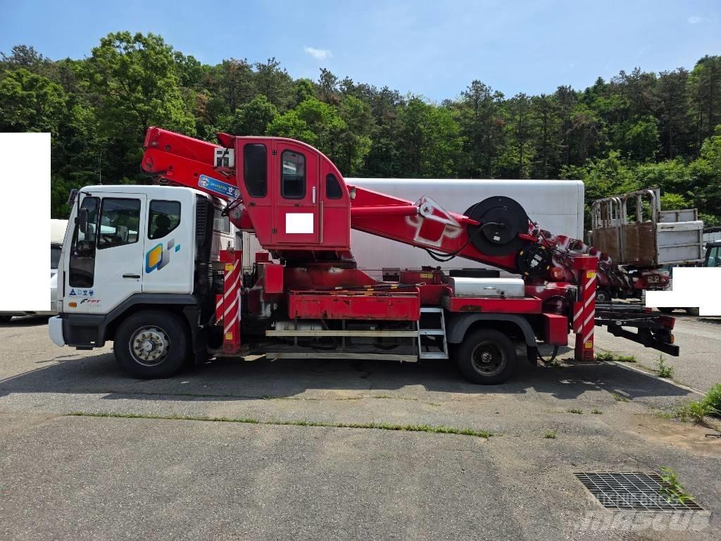  HoryongG SKY450 Truck mounted aerial platforms