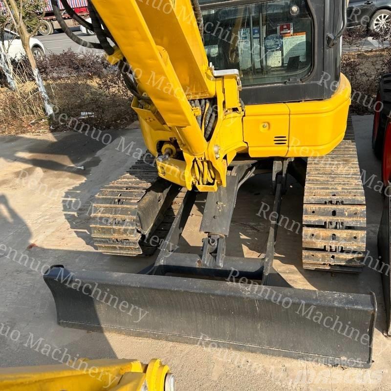 Komatsu PC35MR Mini excavators < 7t