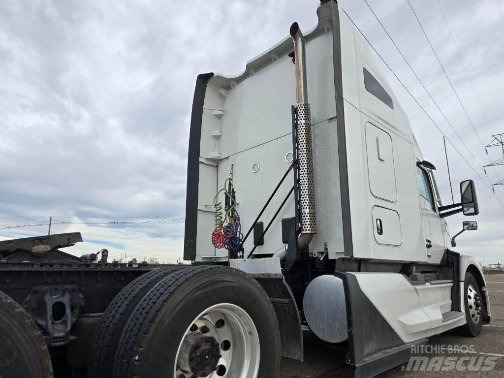 Kenworth T 680 Truck Tractor Units