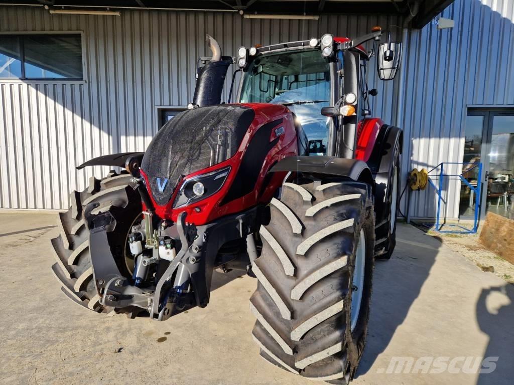 Valtra T 194 Tractors