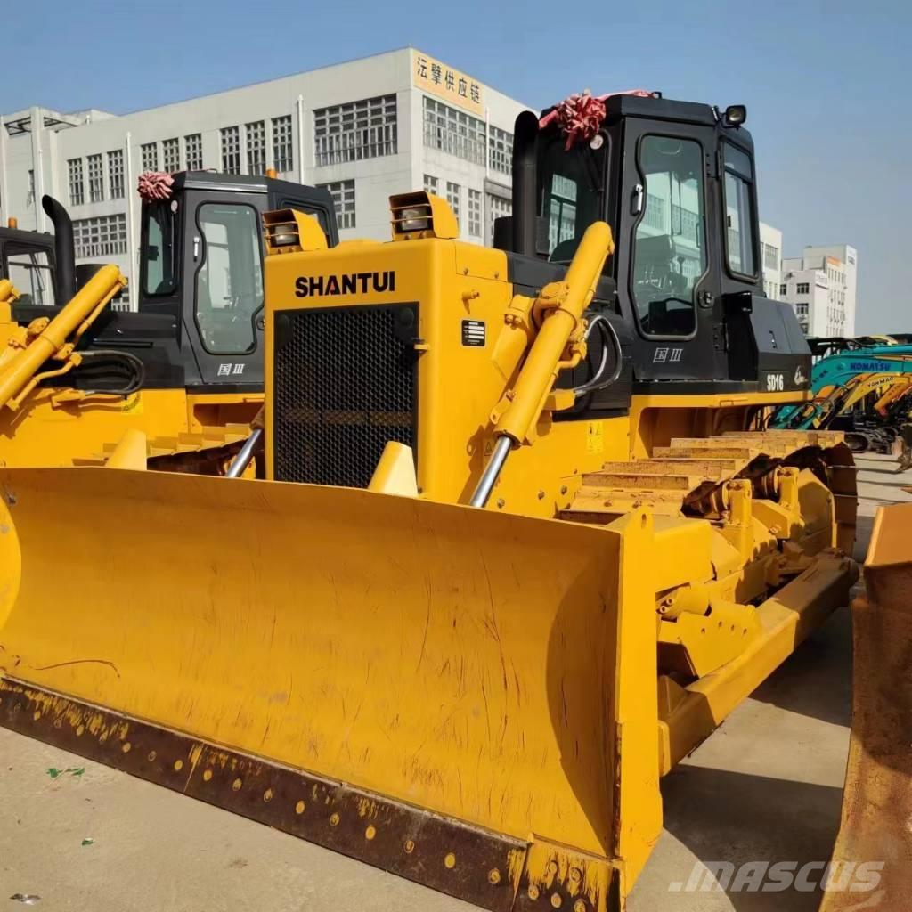 Shantui SD 16 Crawler dozers