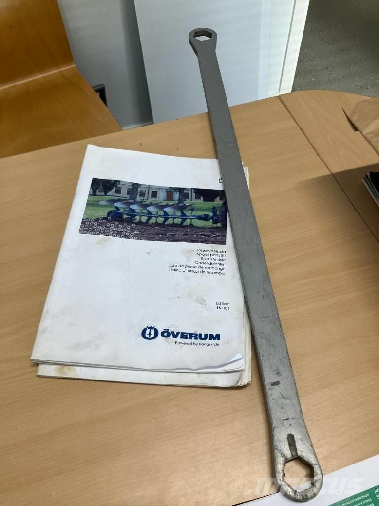 Överum DX5975H XLP Reversible ploughs