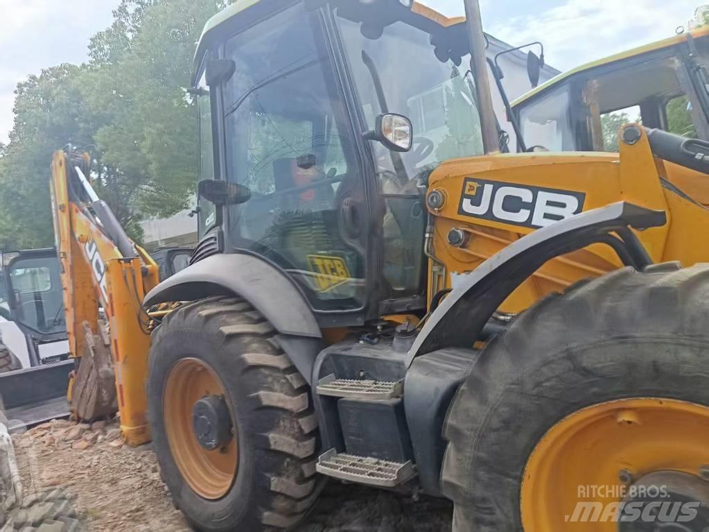 JCB 4CX TLB's