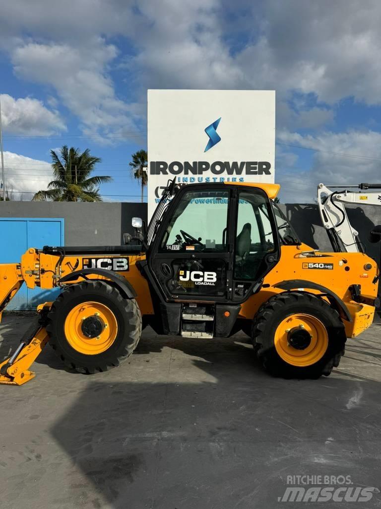 JCB 540-140 HiViz Telescopic handlers
