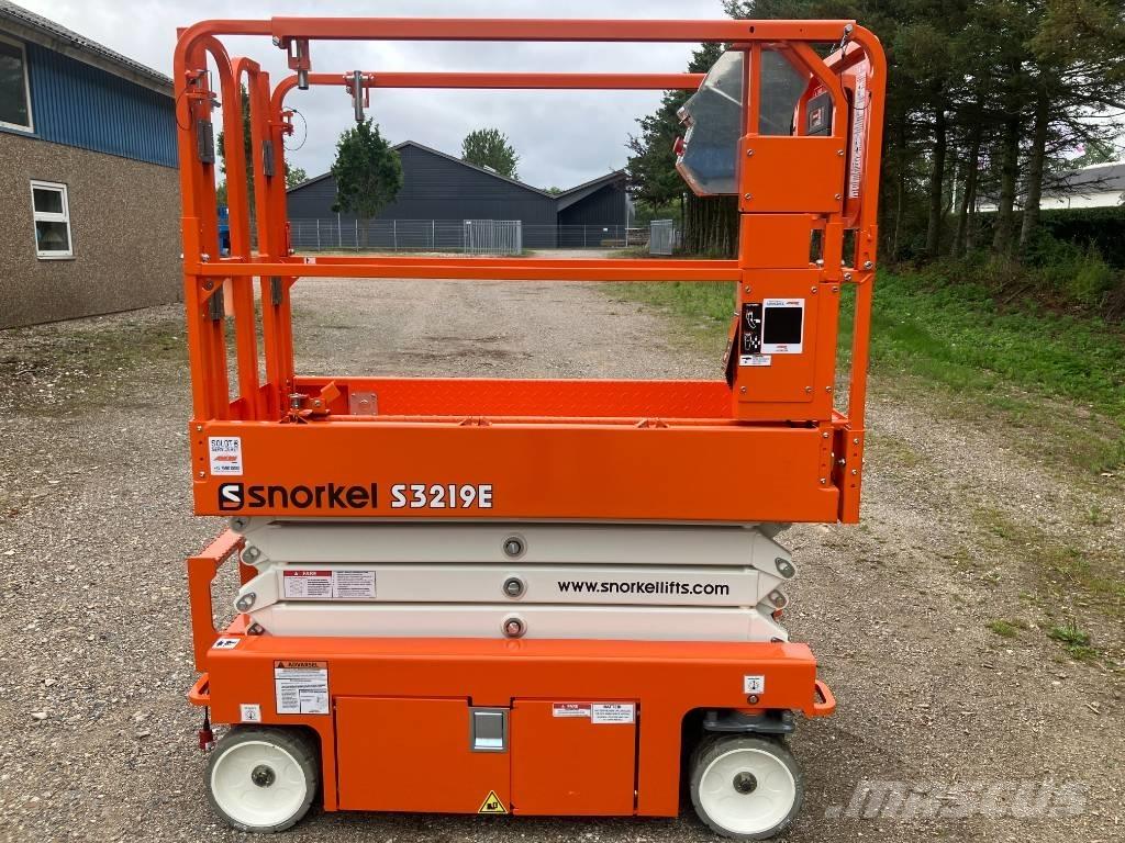 Snorkel S 3219 E Scissor lifts
