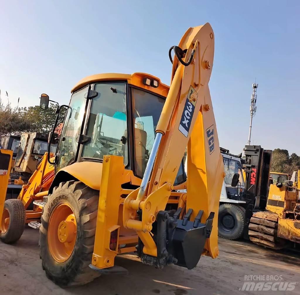 JCB 3 CX TLB's