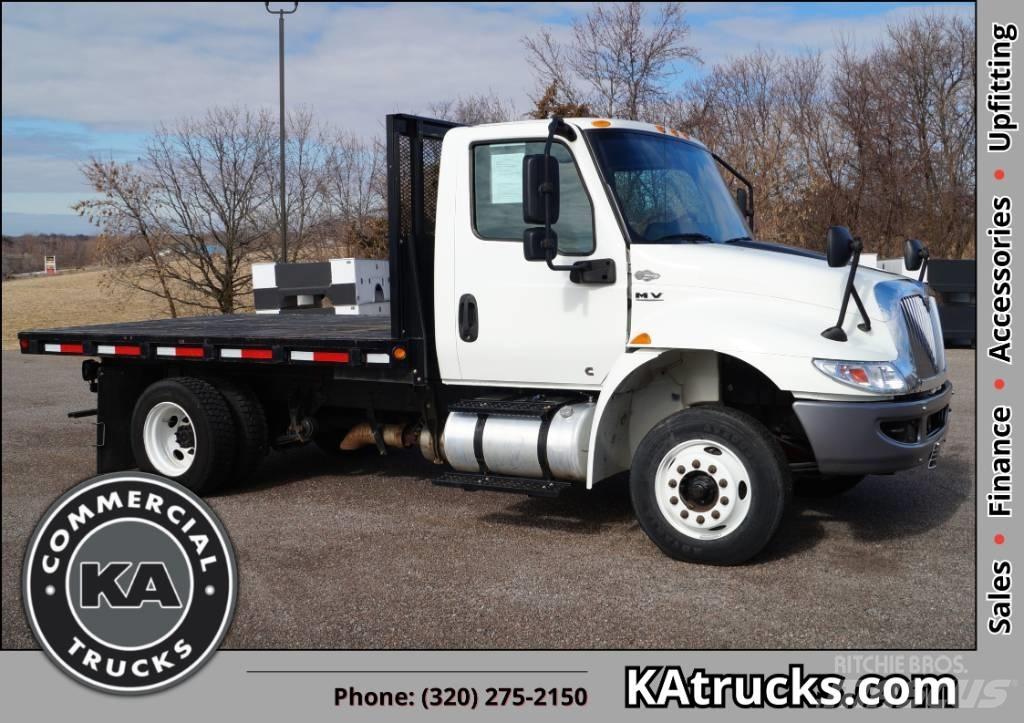 International MV 607 Flatbed/Dropside trucks
