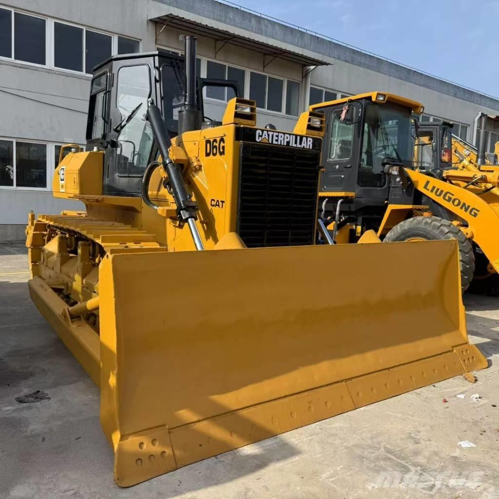 CAT D 6 G Crawler dozers