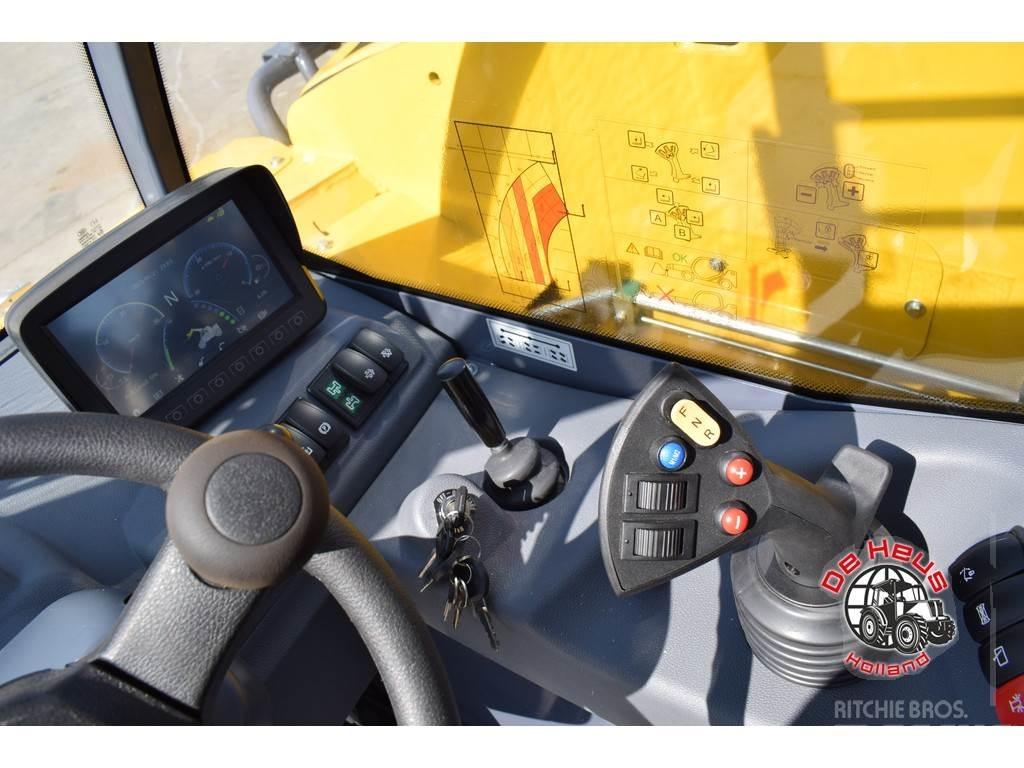 Eurotrac TH25.6 Telescopic handlers