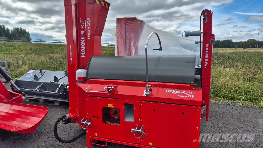 Hakki Pilke 33 Raven Wood splitters, cutters, and chippers