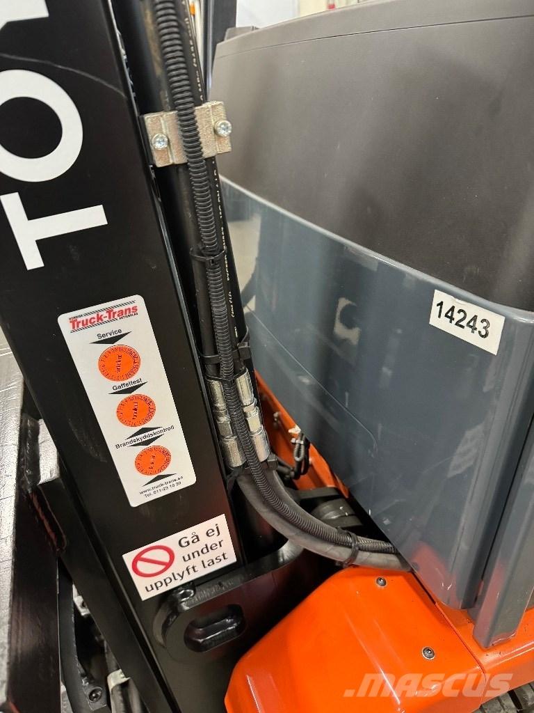 Toyota 7FBEST13 Electric forklift trucks