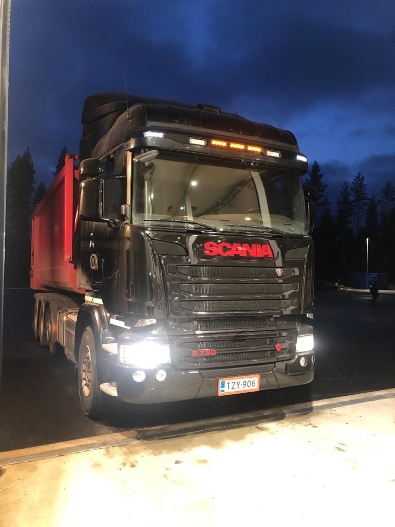Scania R 730 Tipper trucks