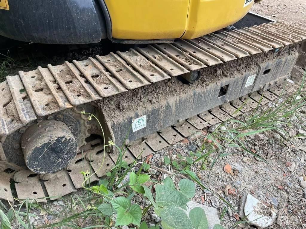 Komatsu PC35 Mini excavators < 7t