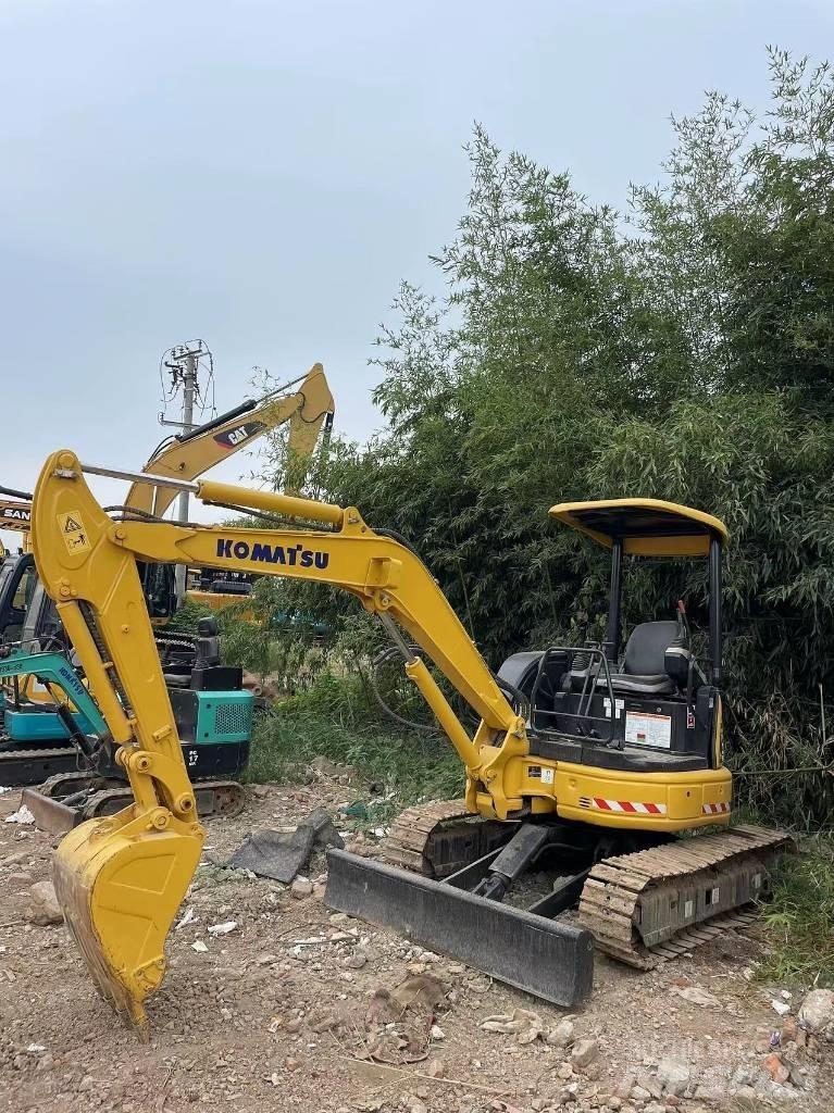 Komatsu PC35 Mini excavators < 7t