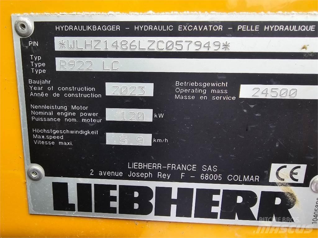 Liebherr R922 Crawler excavators
