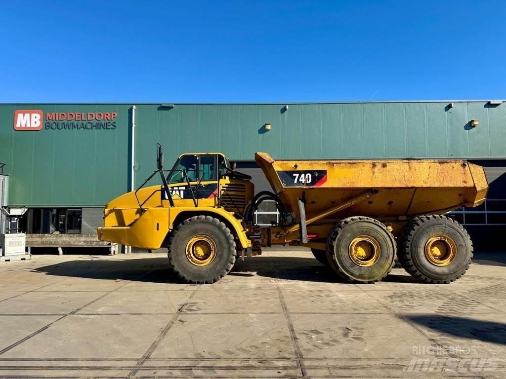 CAT 740 Articulated Haulers