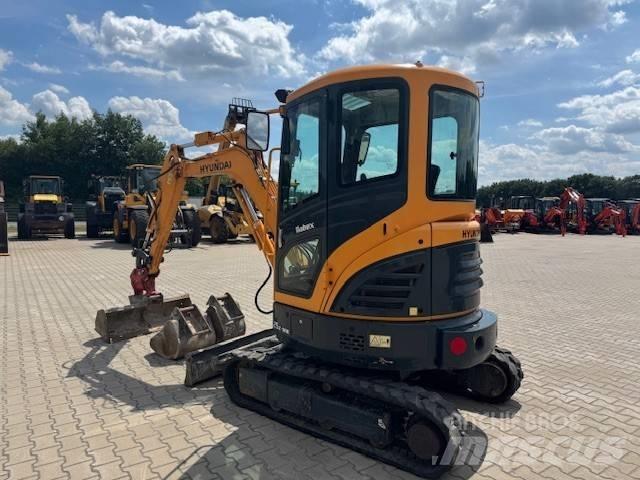 Hyundai R25Z-9 AK Mini excavators < 7t