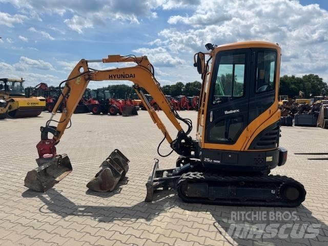 Hyundai R25Z-9 AK Mini excavators < 7t