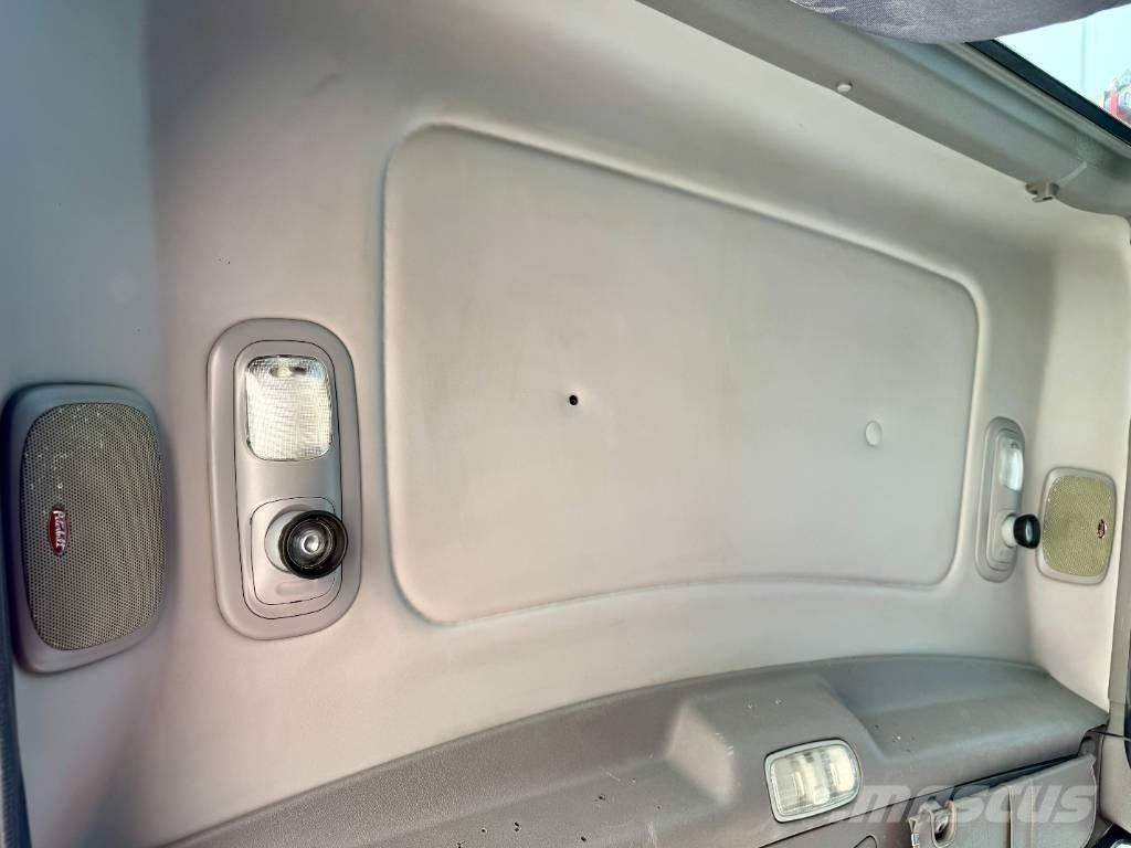 Peterbilt 357 Truck Tractor Units