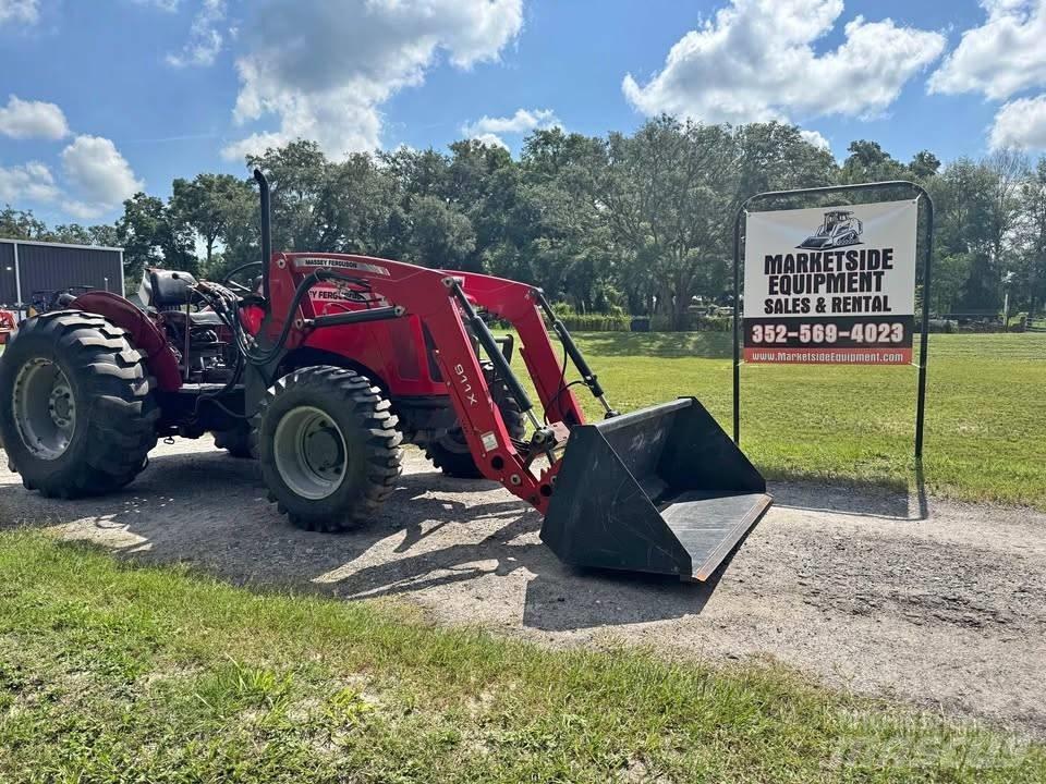 Massey Ferguson 2635 Tractors